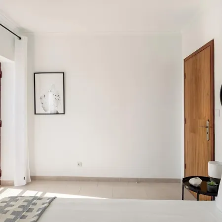 Apartment Joivy Sunny In Marvila